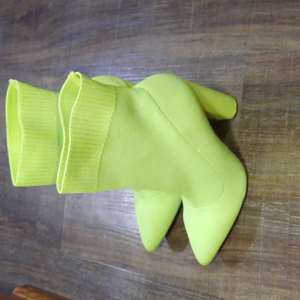 Liliana green florescent booties